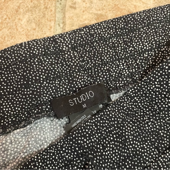 Shorts - Picture 2 of 2